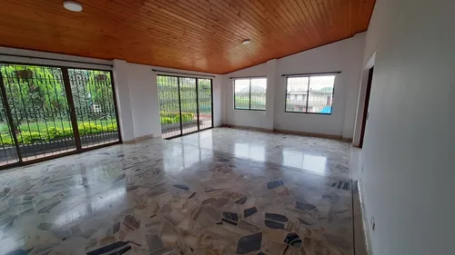 Se Alquila Casa Campestre En La Buitrera
