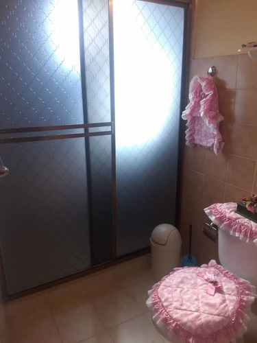 Imagen 5 de 9 de Se Vende Casa En Urb Los Tapiales I V01-0657lt-mjm