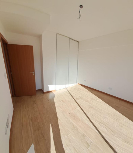 Imagen 8 de 12 de Departamento 2 Ambientes A Estrenar Piso 14 Edificio De Categoría - Barrio Norte