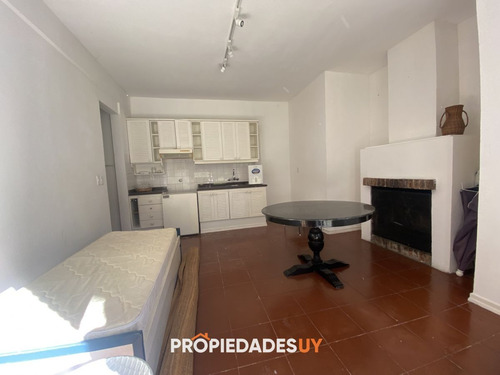 Punta Del Este, Importante Residencia Con Piscina Y Cancha De Paddle