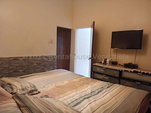 Imagen 9 de 11 de Casa Con Piscina En El Pinal, El Limon. 22-3370