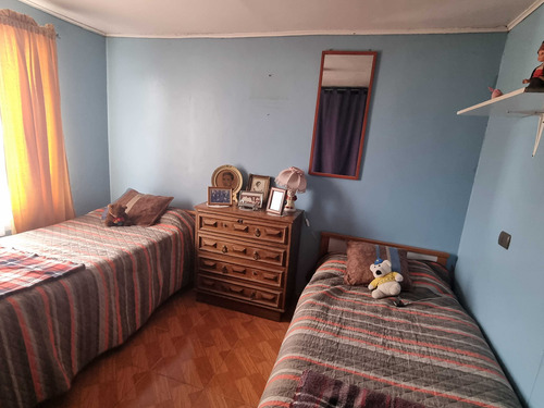 Casa De 2 Pisos En Gómez Carreño (84122)