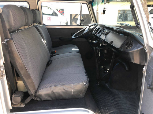 Imagen 10 de 15 de Volkswagen Combi Caravelle