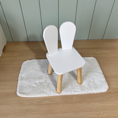 Cadeira Infantil Orelha Coelho Cor Branco