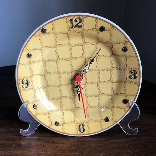 Relógio Amarelo 18,5cm