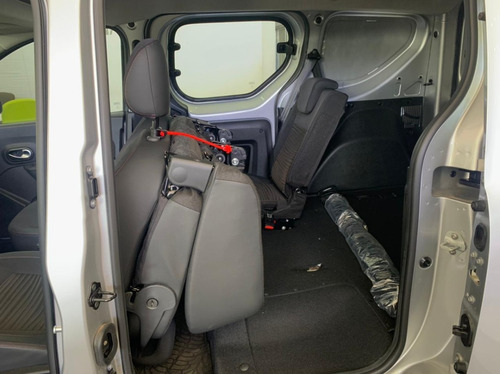 Imagen 11 de 15 de Renault Kangoo Express Confort Mixta 5a Oferta Jg