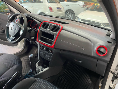 Renault Logan 1.0 16v Authentique Hi-flex 4p