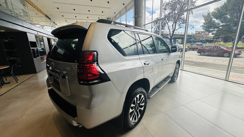 Seguimos De Feria Toyota Prado Vx 4.0 Gasolina Disponible.