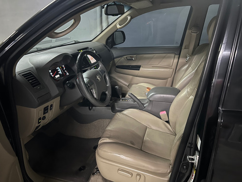 Toyota SW4 3.0 Srv Cuero I 171cv 4x4