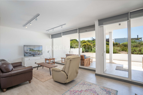 Venta Departamento Con Jardín En Marbella
