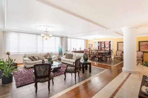 Apartamento En Venta En El Chicó. Cod V6217