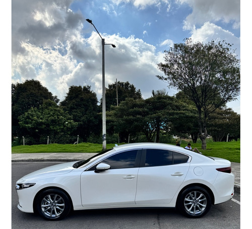 Mazda 3 2.0 Touring At Hibrido Ligero - Mhev