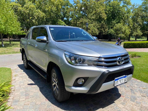 Toyota Hilux 2.8 Cd Srx 177cv 4x4 At 2017
