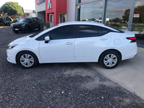 Nissan Versa 1.6 Sense At