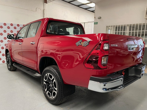 Imagen 6 de 15 de Toyota Hilux 2.8 Dc 4x4 Tdi Srx At6 2021