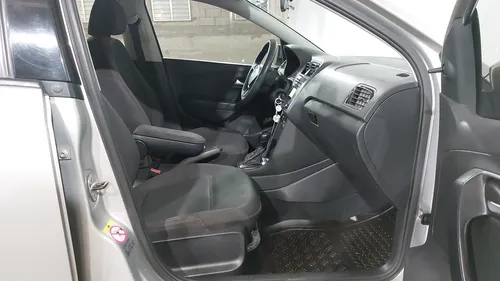 Volkswagen Vento 1.6 Active Tiptronic