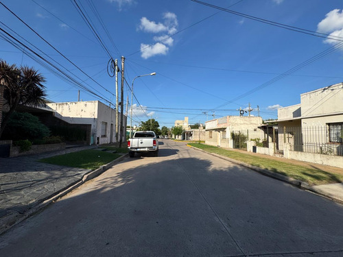 Casa En Venta En El Barrio El Quinto