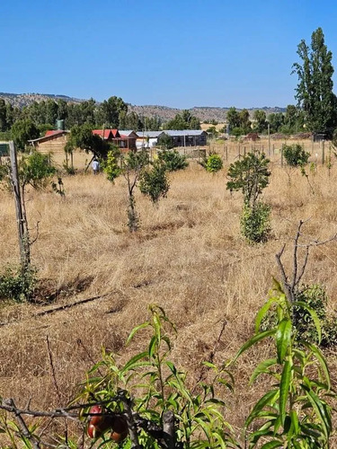 Parcela Con Agua Y Luz A 130 Kms De Santiago
