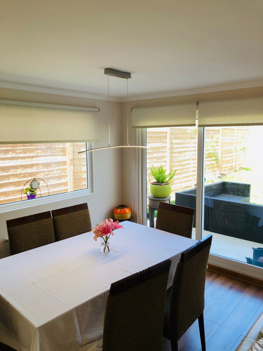 Preciosa Casa En Condominio Privado De Concón.