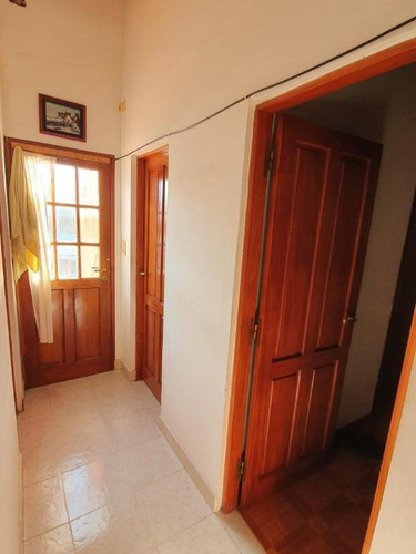 Imagen 12 de 20 de Casa De Tres Dormitorios, Dos Baños, Cochera, Amplio Terreno Y Pileta