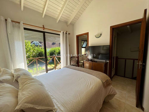 Imagen 8 de 19 de Hermosa Casa Duplex Ph