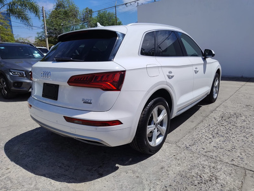 Audi Q5 2.0 L T Elite Dsg