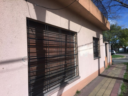 Imagen 3 de 10 de Venta Casa 5 Ambientes Llavallol