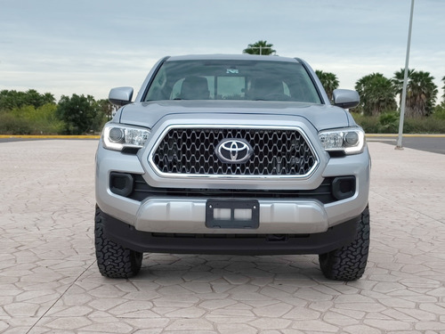 Toyota Tacoma 4x4  4 Cilindros 2.7