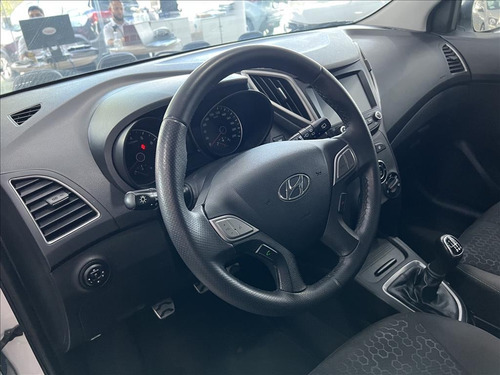 Imagem 6 de 8 de Hb20x 1.6 16v Style Flex 4p Manual