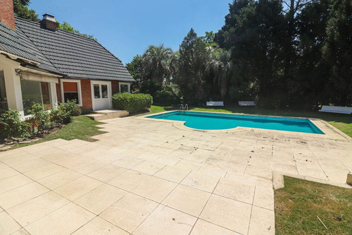 Venta Casa De 6 Ambientes - Country Club San Diego
