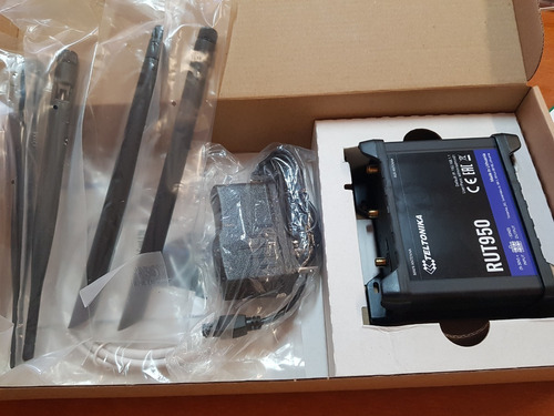 Router Teltonika Rut950 Enrutador Wifi Dual Sim 4g Lte