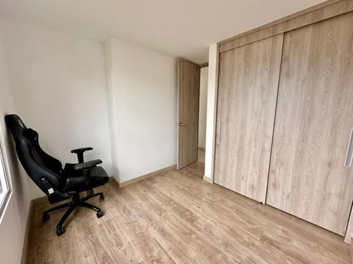Apartamento En Venta En Las Lomitas. Cod V18972