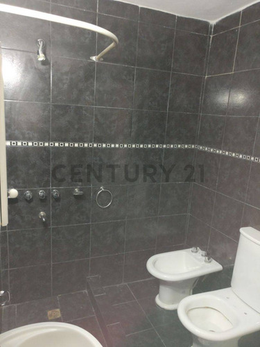 En Venta - Hermosa Casa 2 Dormitorios - Cañada De Gomez