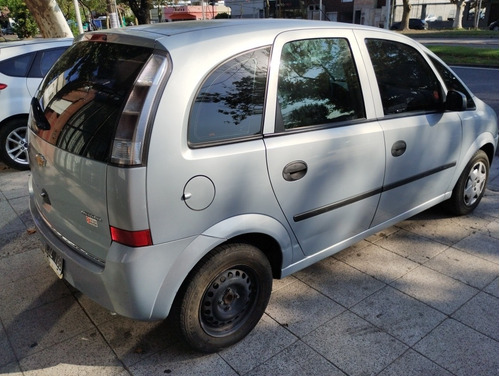 Imagen 5 de 8 de Chevrolet Meriva 2012 1.8 Gl Plus