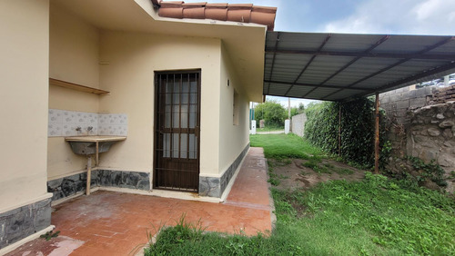 Oportunidad En La Falda, Casa De 3 Dormitorios
