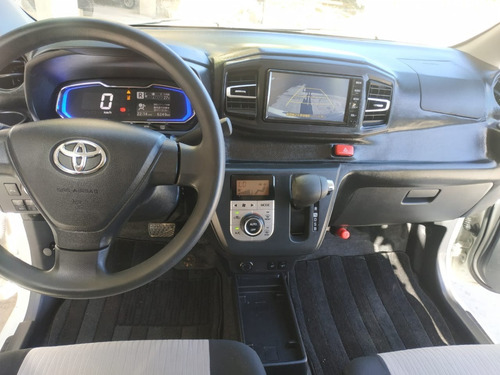 Imagen 6 de 14 de Toyota Pixis 2021 Semi Full En Bavaro