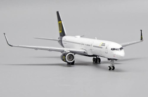 Avion Boeing 757-200 Icelandair National Geo Escala 1:400