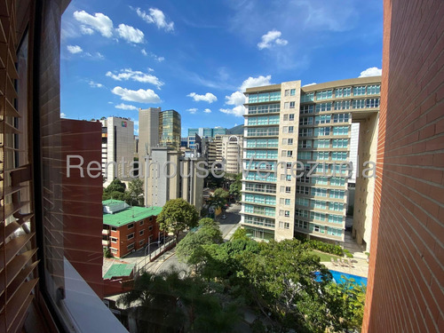 Alquiler De Departamento En El Rosal #25-16925