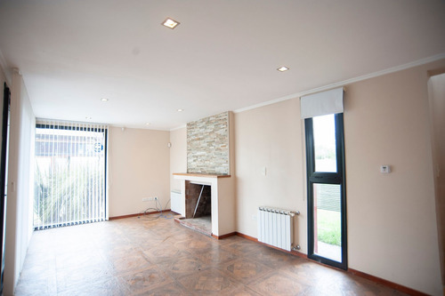 Imagen 4 de 30 de Casa 3 Dorm + Pileta - Barrio Cerrado Gorina Venta