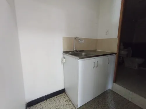 Arriendo Local En Laureles