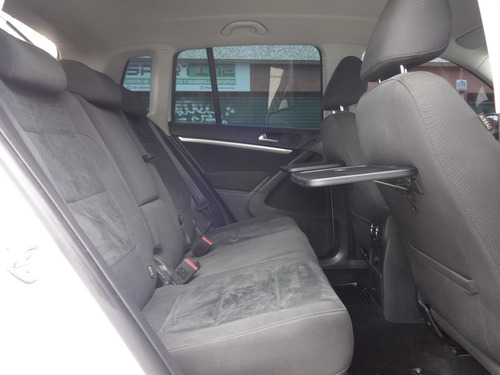 Imagen 18 de 20 de Volkswagen Tigual Sport & Style 200tsi 4motion { Excelente }