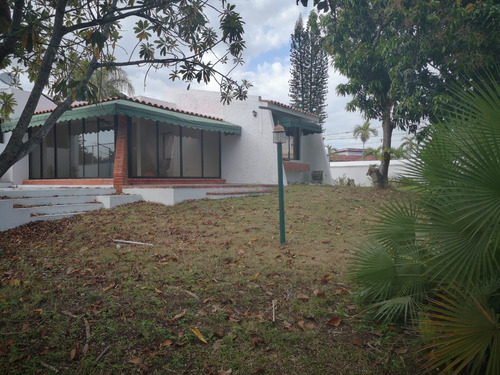 Te Vendo Casa En Altos Arroyo Hondo Lll.rep.dom.