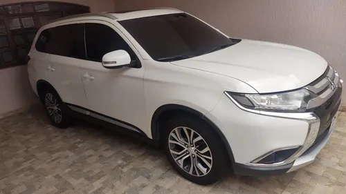 Imagem de Mitsubishi Outlander 2017 2.0 L4 Cvt 5p