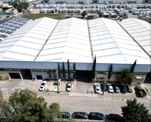 Bodega En Renta De 2,000m2 En Tultitlan Estado De México. La Bodega Se Ubica A Unas Cuadras Del Circuito Exterior Mexiquense.