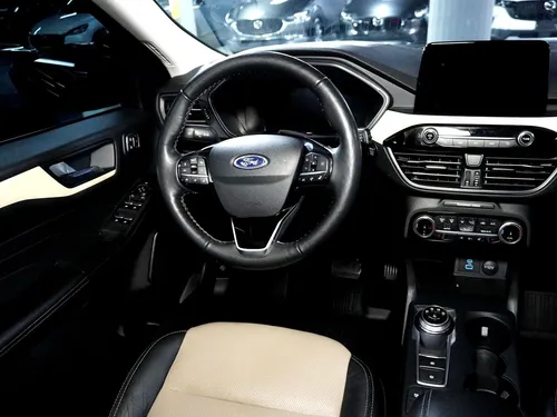 Ford New Escape Titanium 2.5 Hev Automatica 4x2 Hibrida