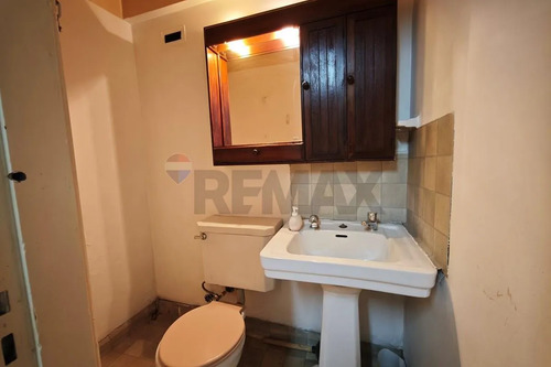Oficina 31 M² | Balcón | Frente Tribunales