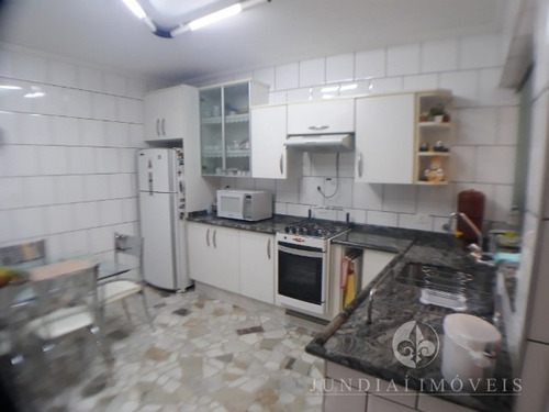 Oportunidade De Morar No Centro De Jundiaí Com Todas As Comodidade. Vendo Apto Com 117 M², 02 Dormitórios, Amplas Salas De Estar E Jantar, Cozinha, Lavanderia, 02 Banheiros, 01 Vag - Ap00254 - 341007