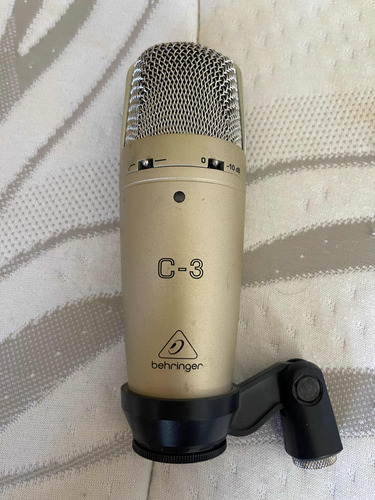 Microfono Behringer C-3