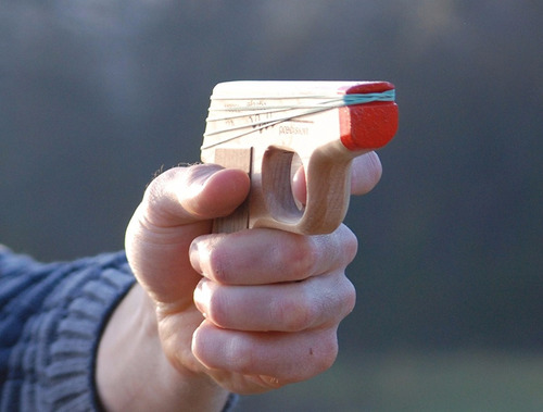 Imagen 2 de 5 de Pistola De Ligas De Precision Walther Ppk. Con 50 Ligas