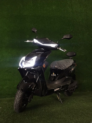 Imagen 4 de 8 de Moto Leo Sunra